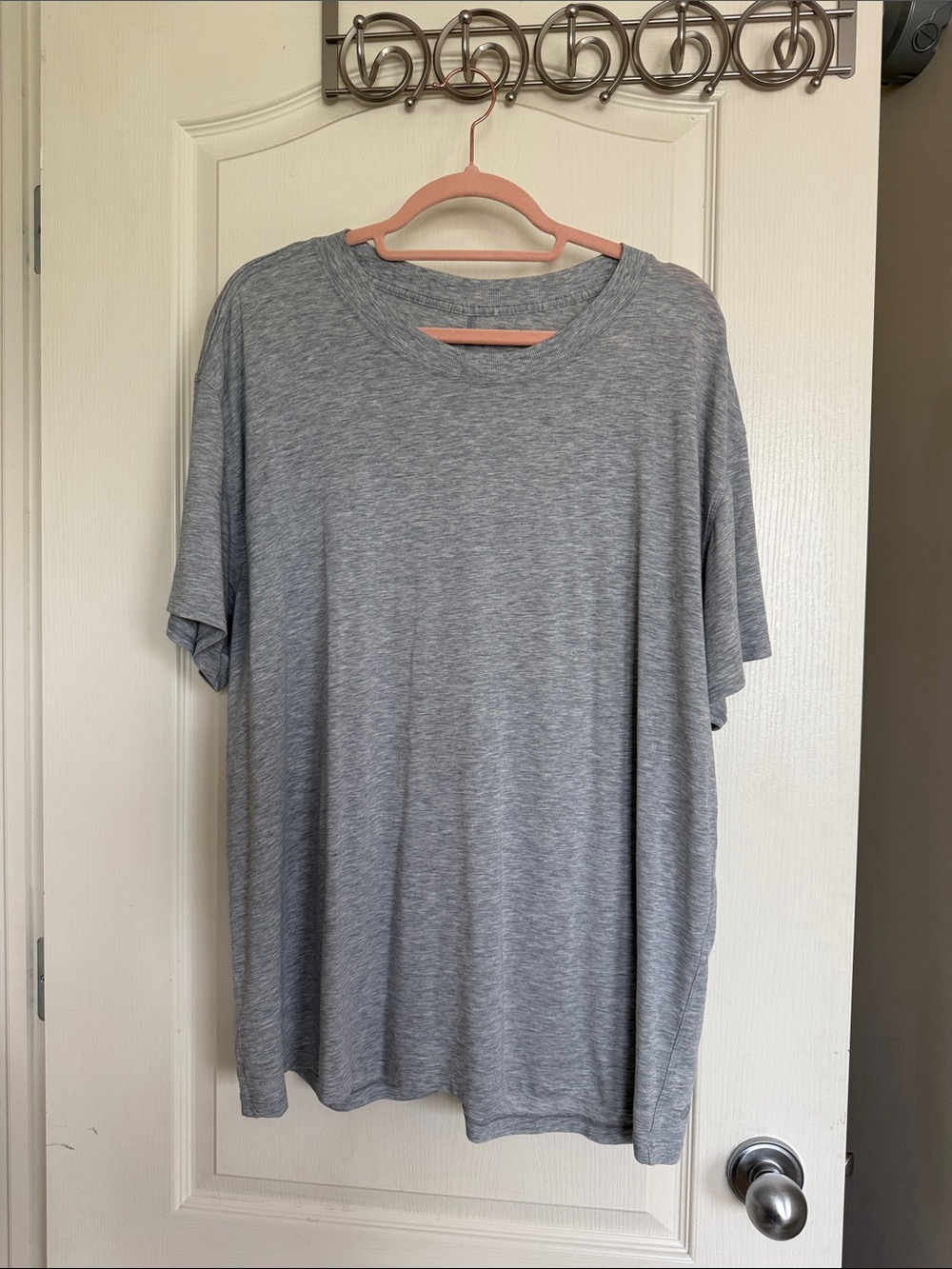 Lululemon | All yours | Boyfriend | Tee - Picture 3 of 13